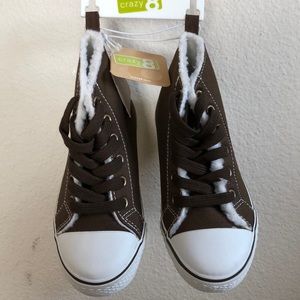 Crazy 8 size 11 kids shoe